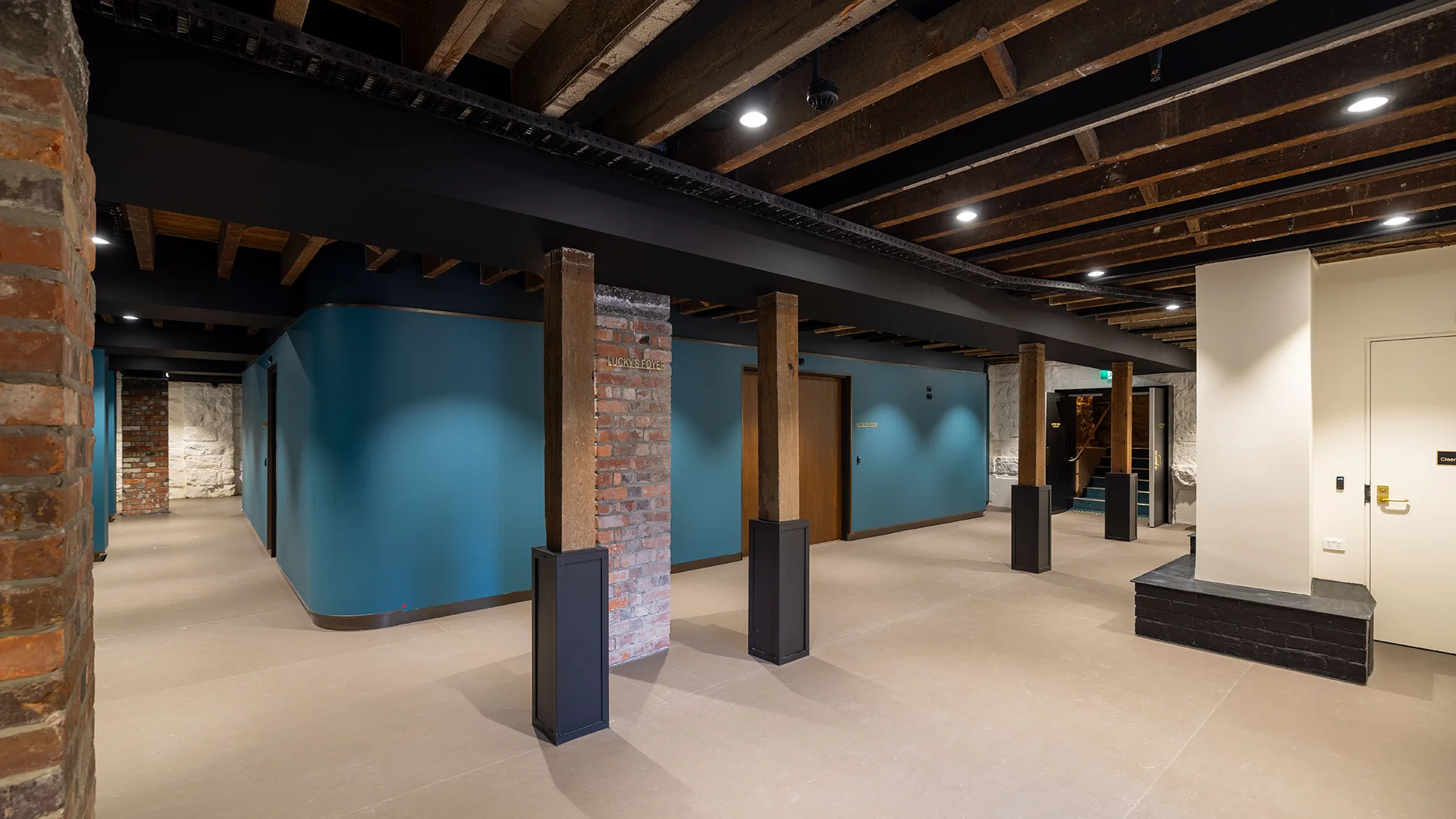 21006-HMTbyCSA-16-CreditConservationStudio